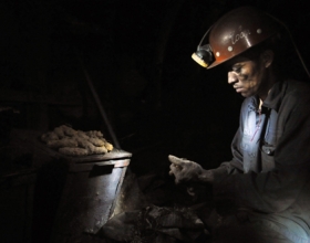 HƠN 70 CÔNG TY BÁO LỖ QUÝ II